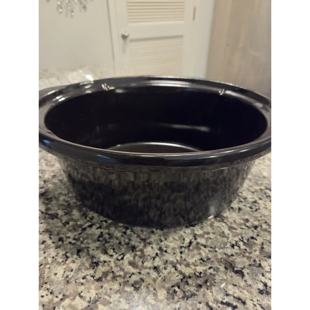6 Qt Oval Replacement Black Ceramic Insert Came From Kitchensmith By Bella